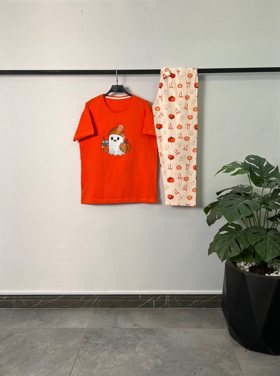 ست تیشرت و شلوار زنانه