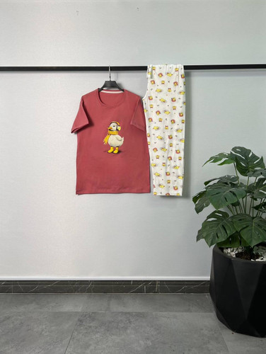 ست تیشرت و شلوار زنانه